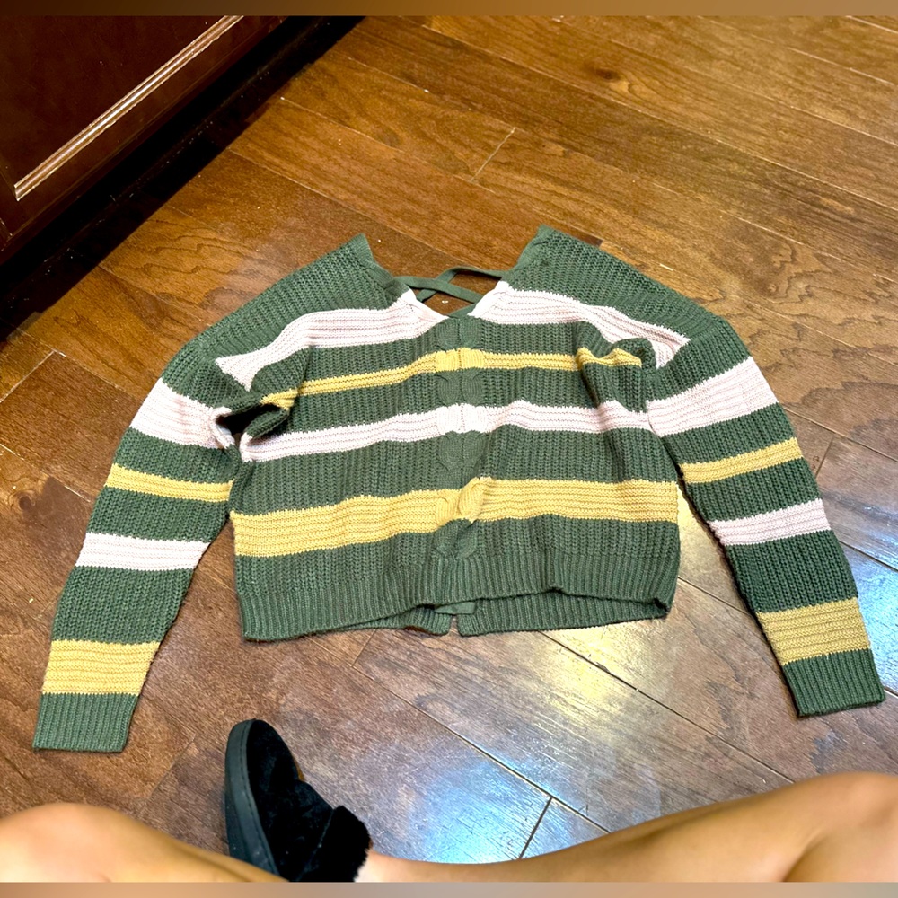 FULL CIRCLE TRENDS Striped Green Yellow SWEATER Size Large